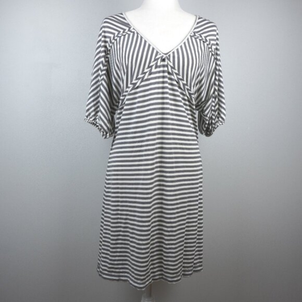 Max Studio Gray & White Striped V-Neck Midi Dress Size Large‎